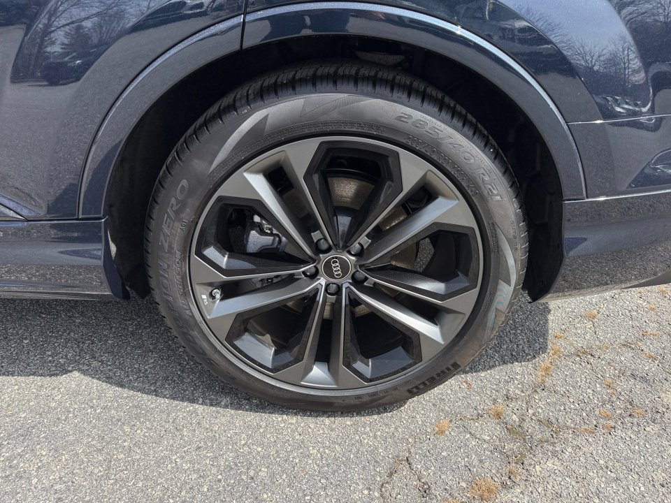 New 2026 Audi Q7 3.0T Premium Plus AWD/4WD image 22