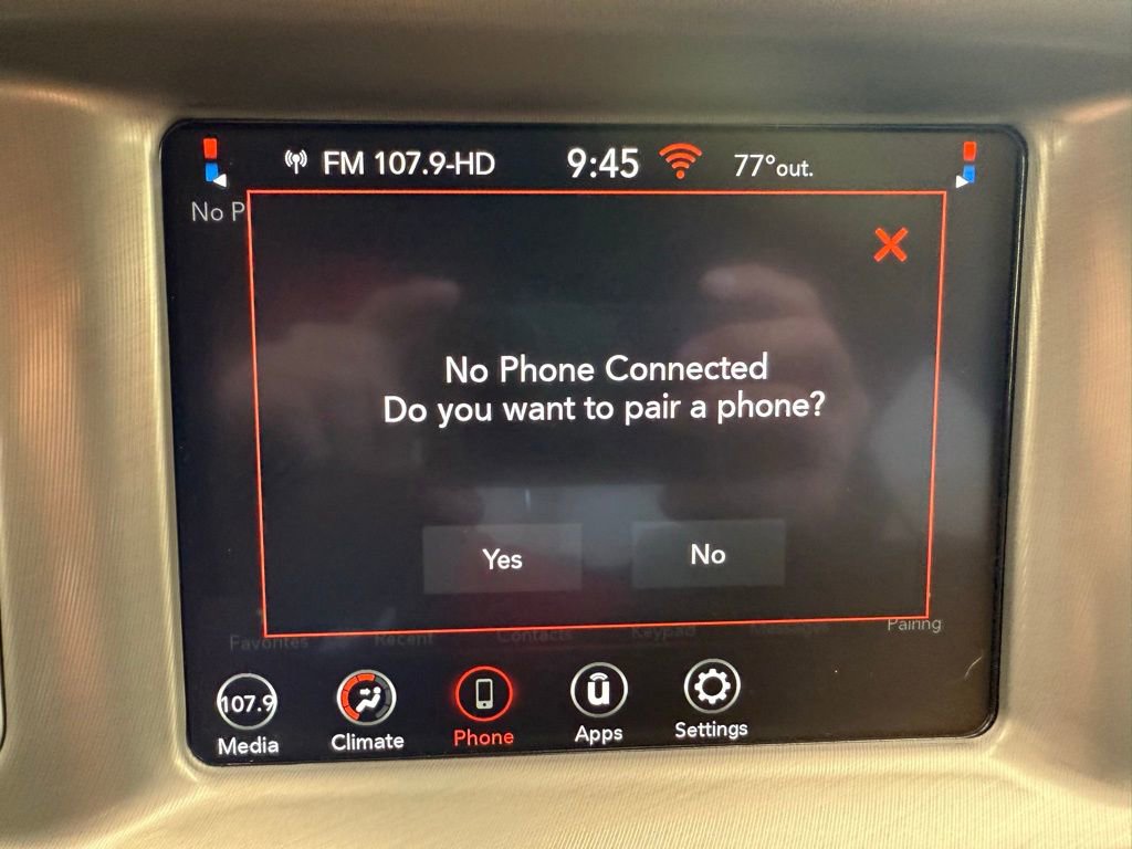 Used 2023 Dodge Charger SXT image 38