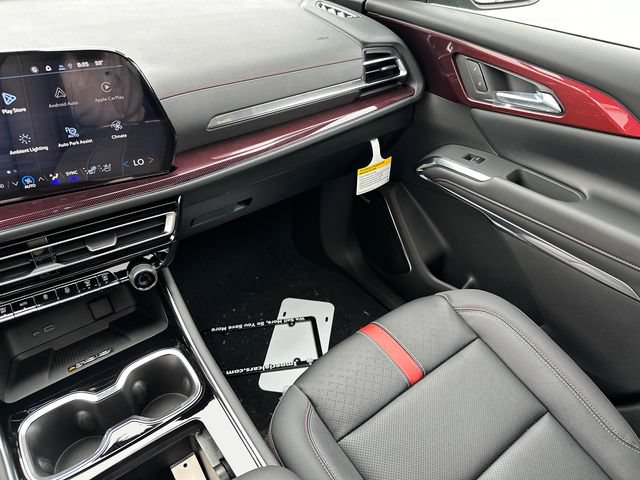 New 2026 Chevrolet Traverse RS w/ LPO, Floor Liner Package AWD/4WD image 22