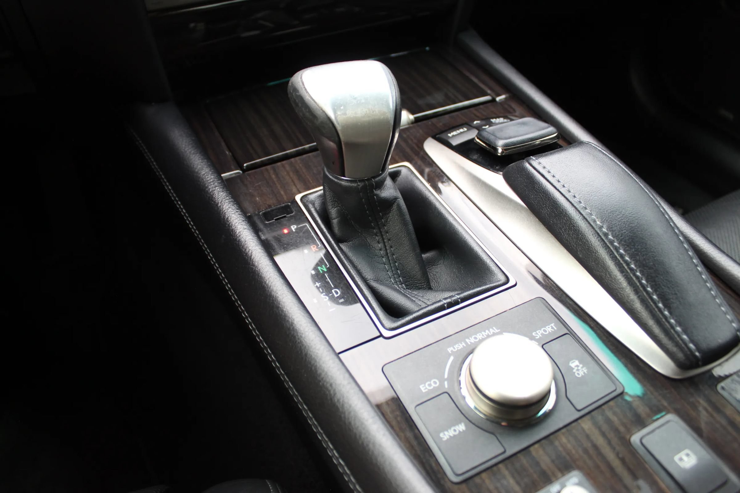Used 2015 Lexus LS 460 AWD w/ Comfort Package image 19