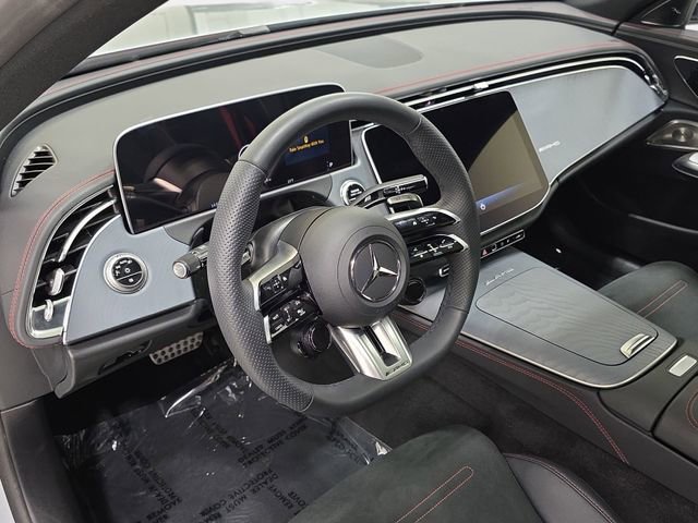 Used 2025 Mercedes-Benz E 53 AMG e 4MATIC Sedan image 16