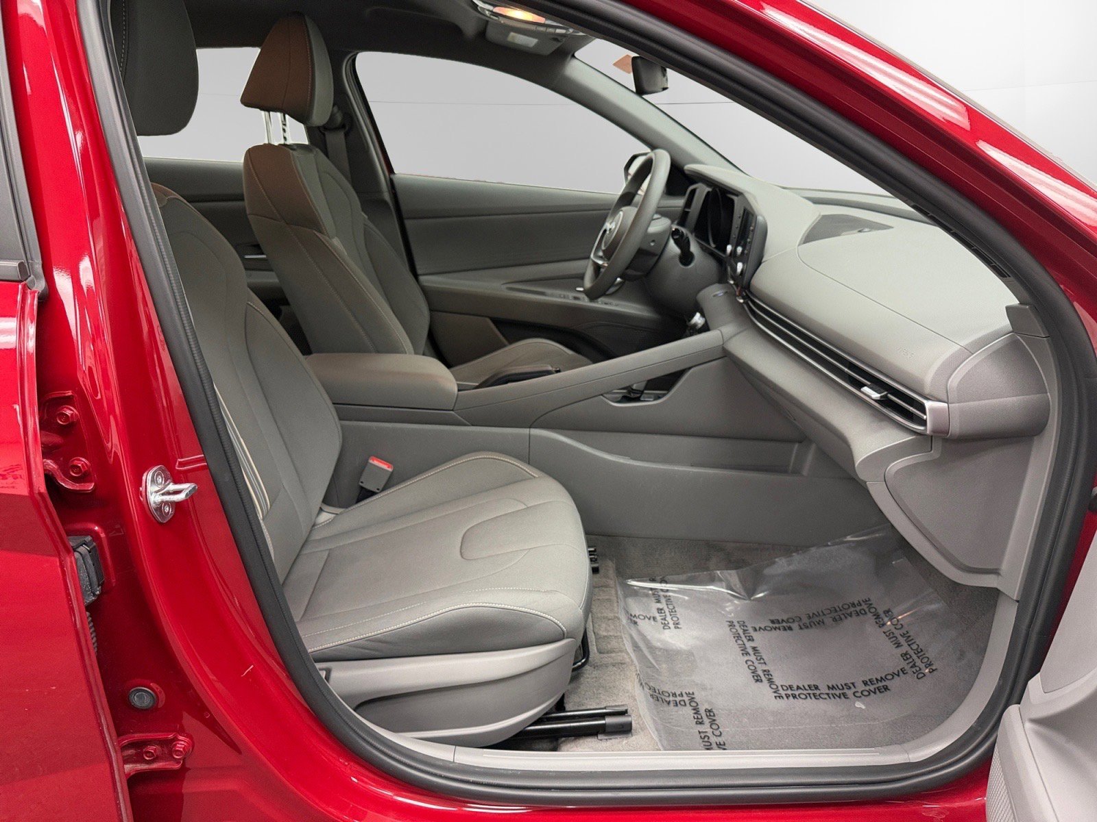 Used 2023 Hyundai Elantra SEL w/ Preferred Accessory Package image 15