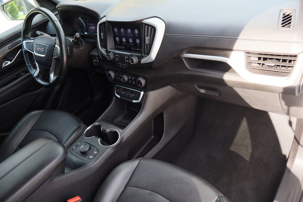 Used 2024 GMC Terrain SLT FWD image 30