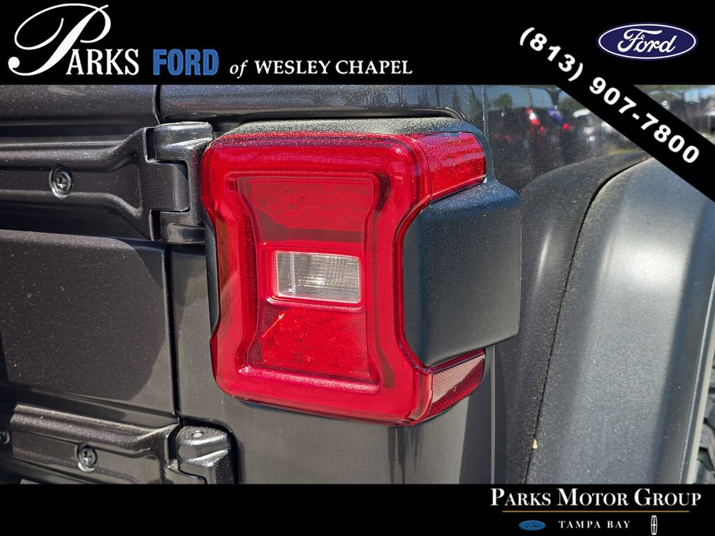 Used 2021 Jeep Wrangler Unlimited Rubicon 4xe image 7