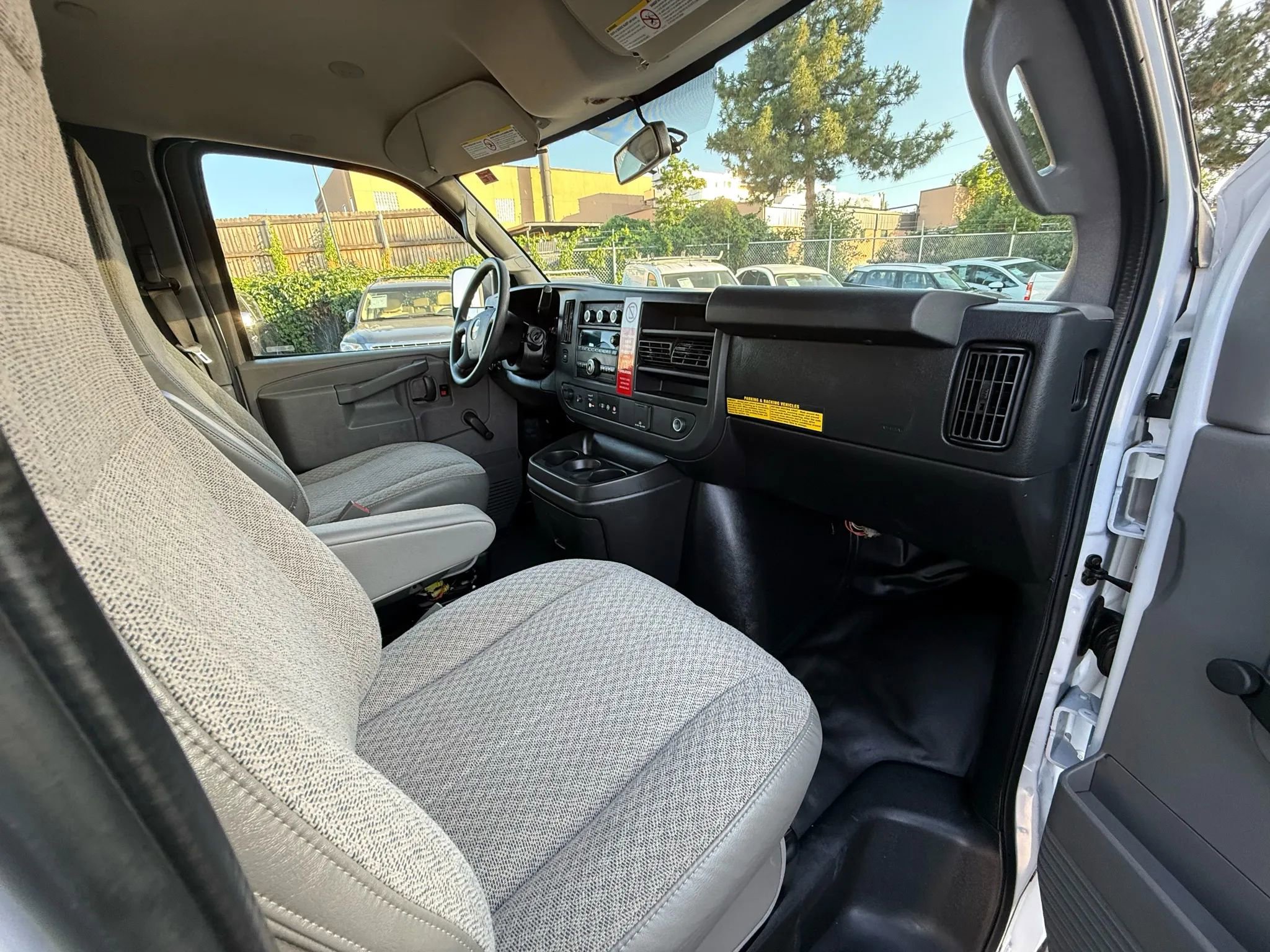 Used 2018 Chevrolet Express 2500 image 11