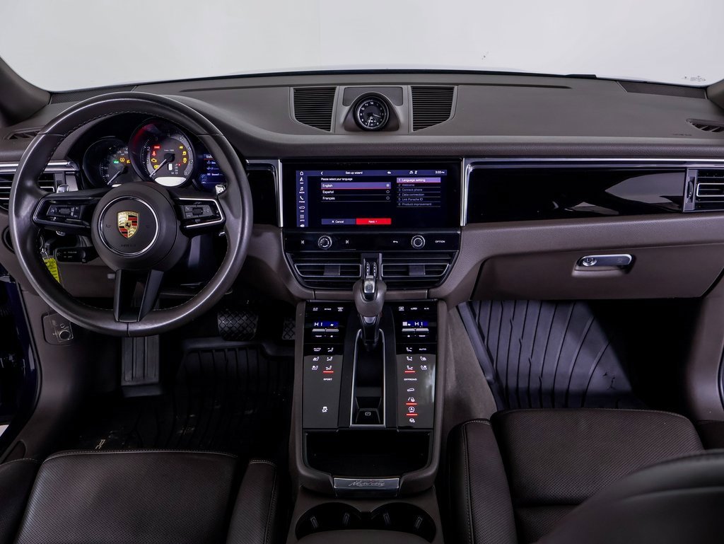 Certified 2022 Porsche Macan w/ Premium Package Plus image 19