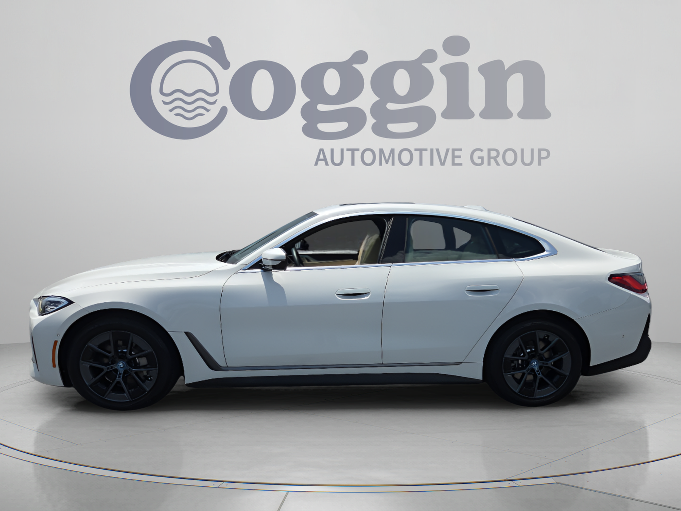 Used 2024 BMW i4 eDrive35 w/ Premium Package RWD image 2