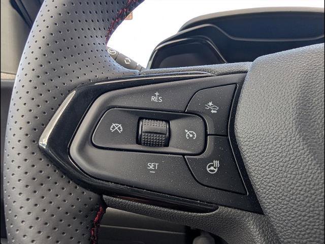 New 2026 Chevrolet Trax RS w/ Sunroof Package FWD image 16