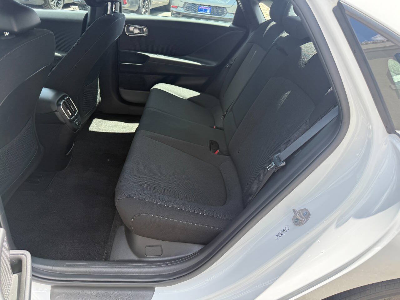 Used 2023 Hyundai Ioniq 6 SE AWD/4WD image 4