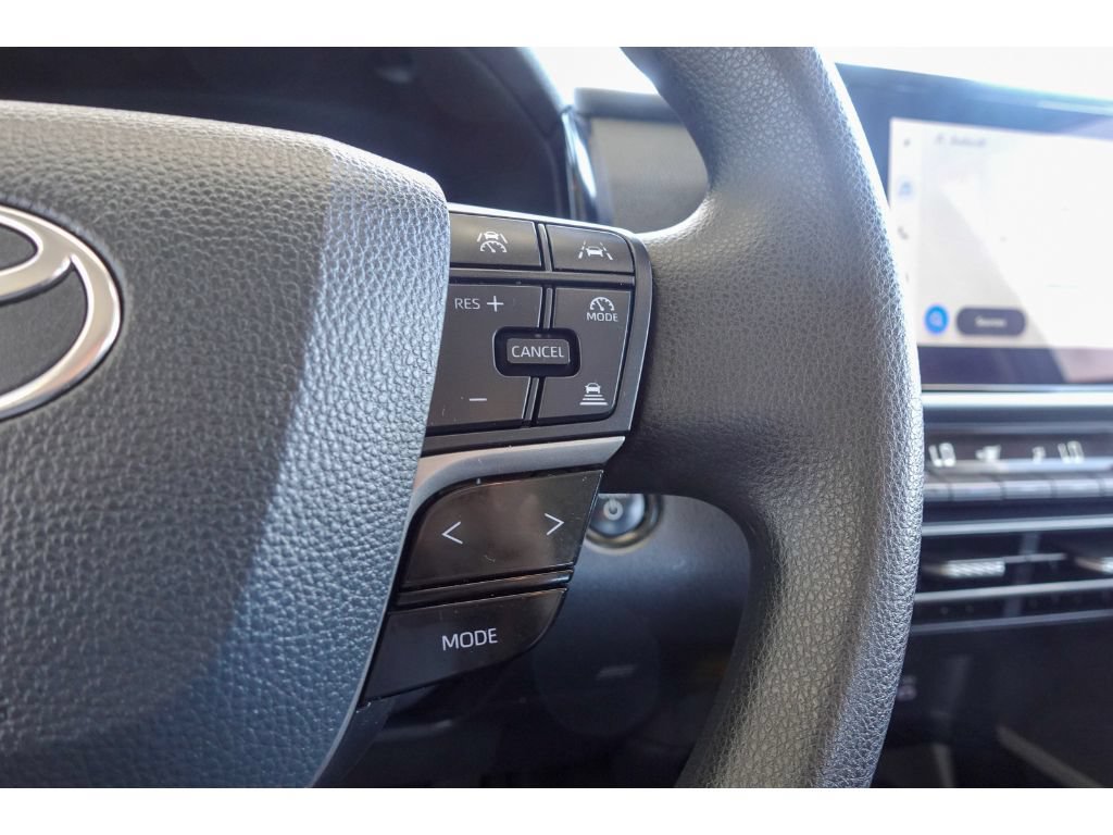 Used 2025 Toyota Camry LE FWD image 16