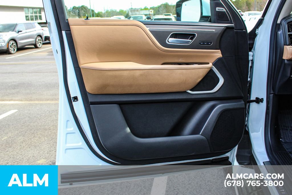 Used 2025 INFINITI QX80 Luxe image 39