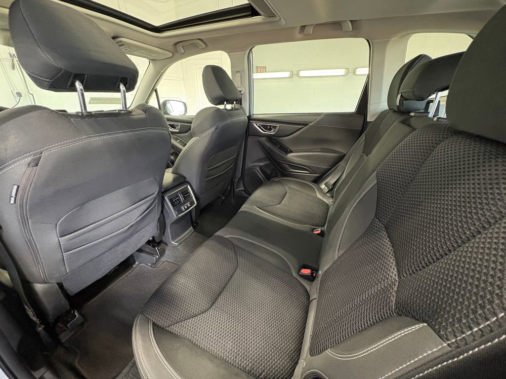 Used 2020 Subaru Forester Premium AWD/4WD image 22