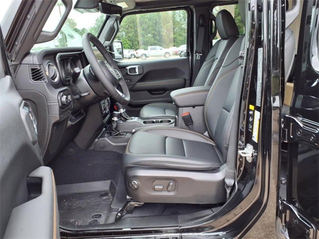 New 2025 Jeep Wrangler Sahara image 13