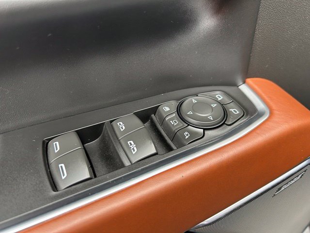 Used 2025 GMC Sierra 3500 Denali Ultimate AWD/4WD image 33