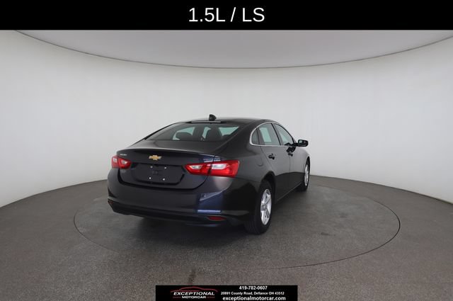 Used 2023 Chevrolet Malibu LS FWD image 16