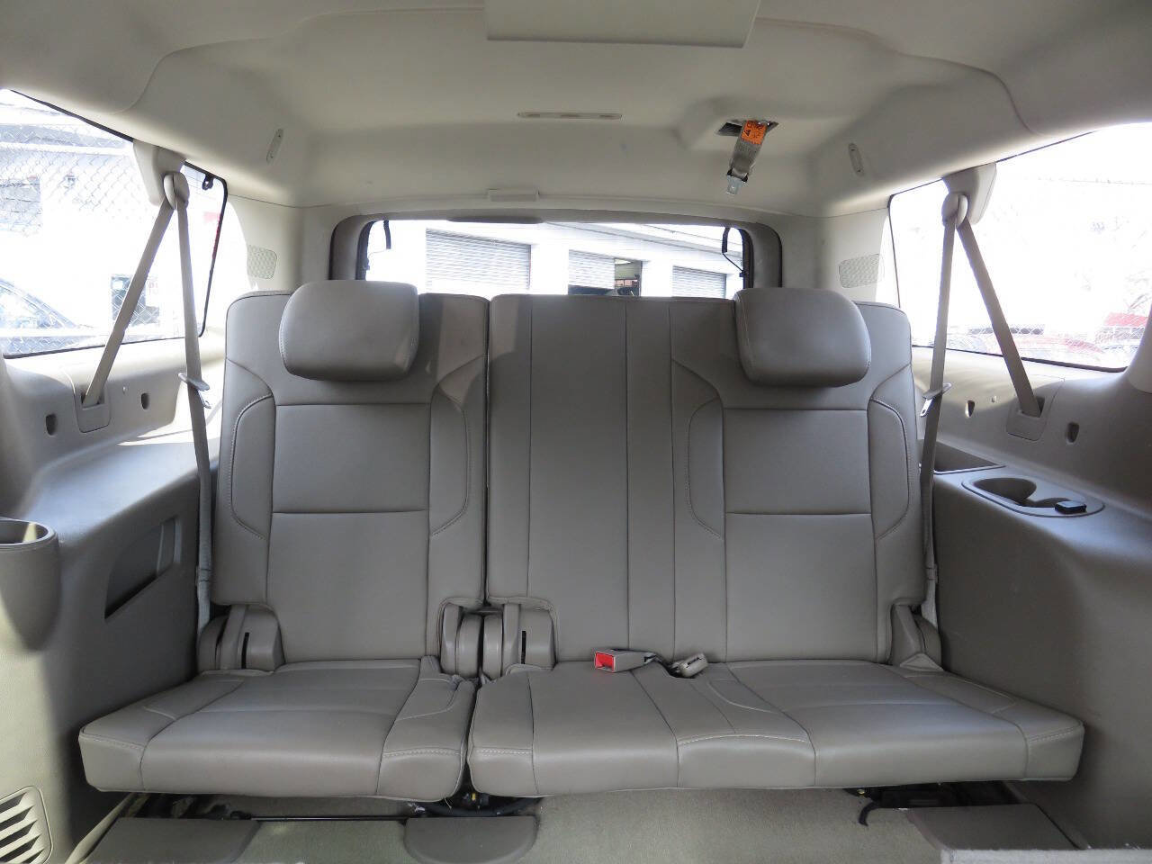 Used 2016 Chevrolet Suburban LT image 26