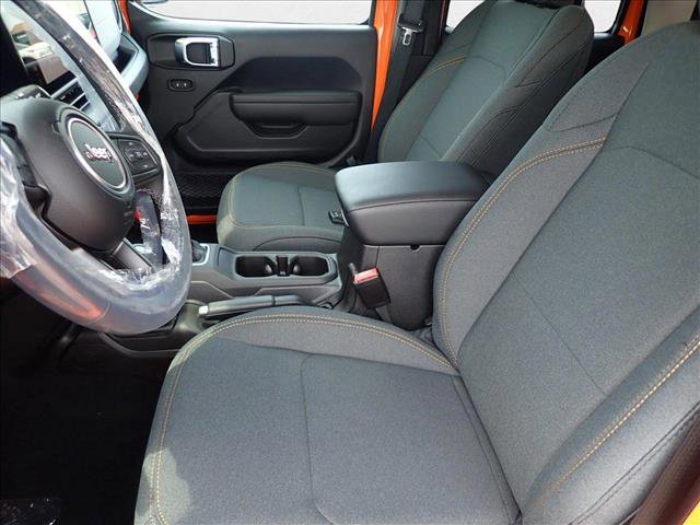 New 2025 Jeep Gladiator Willys image 10