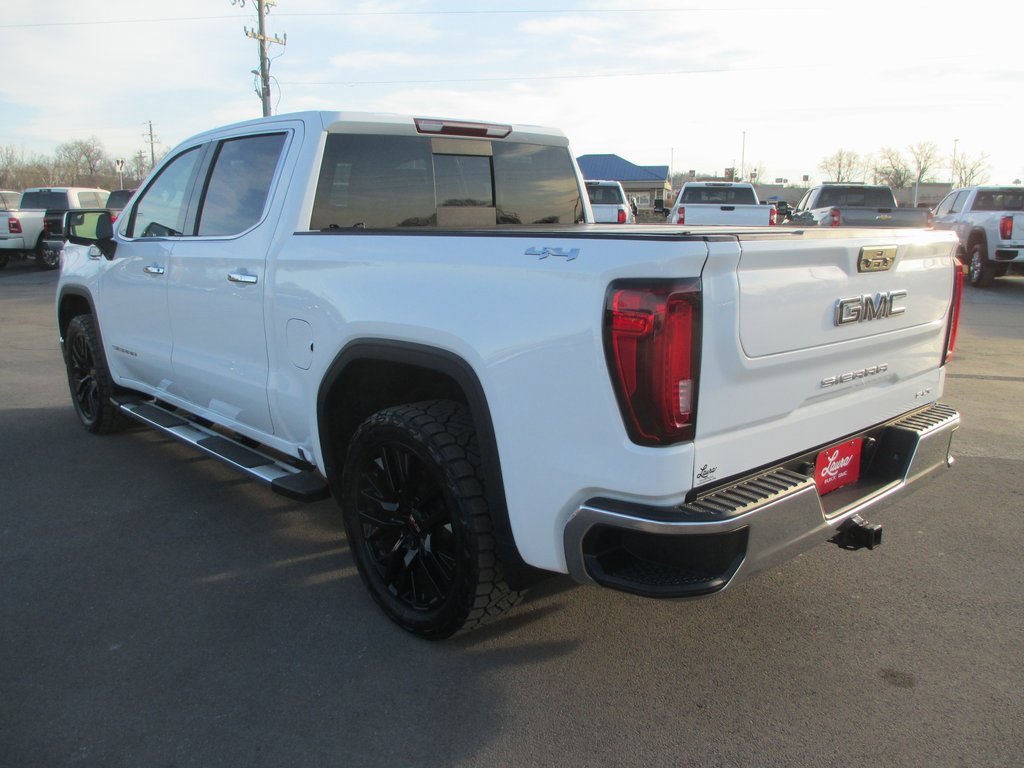 Used 2022 GMC Sierra 1500 SLT w/ SLT Premium Package image 9
