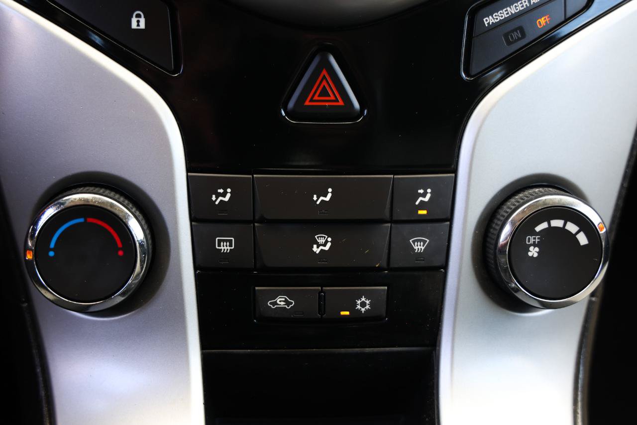 Used 2011 Chevrolet Cruze LS w/ Connectivity Package FWD image 27