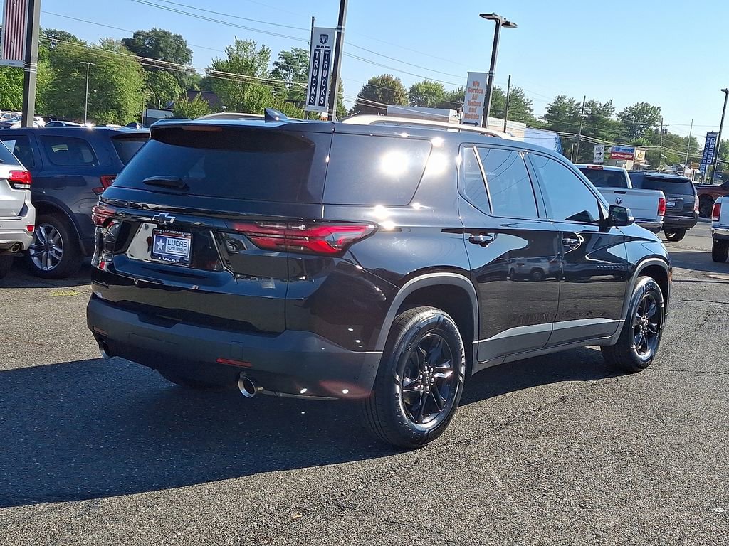 Used 2023 Chevrolet Traverse LS w/ Midnight/Sport Edition image 12