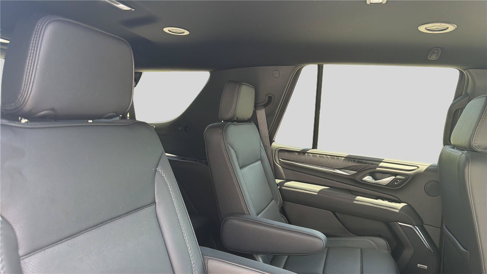 Used 2024 GMC Yukon Denali AWD/4WD image 20