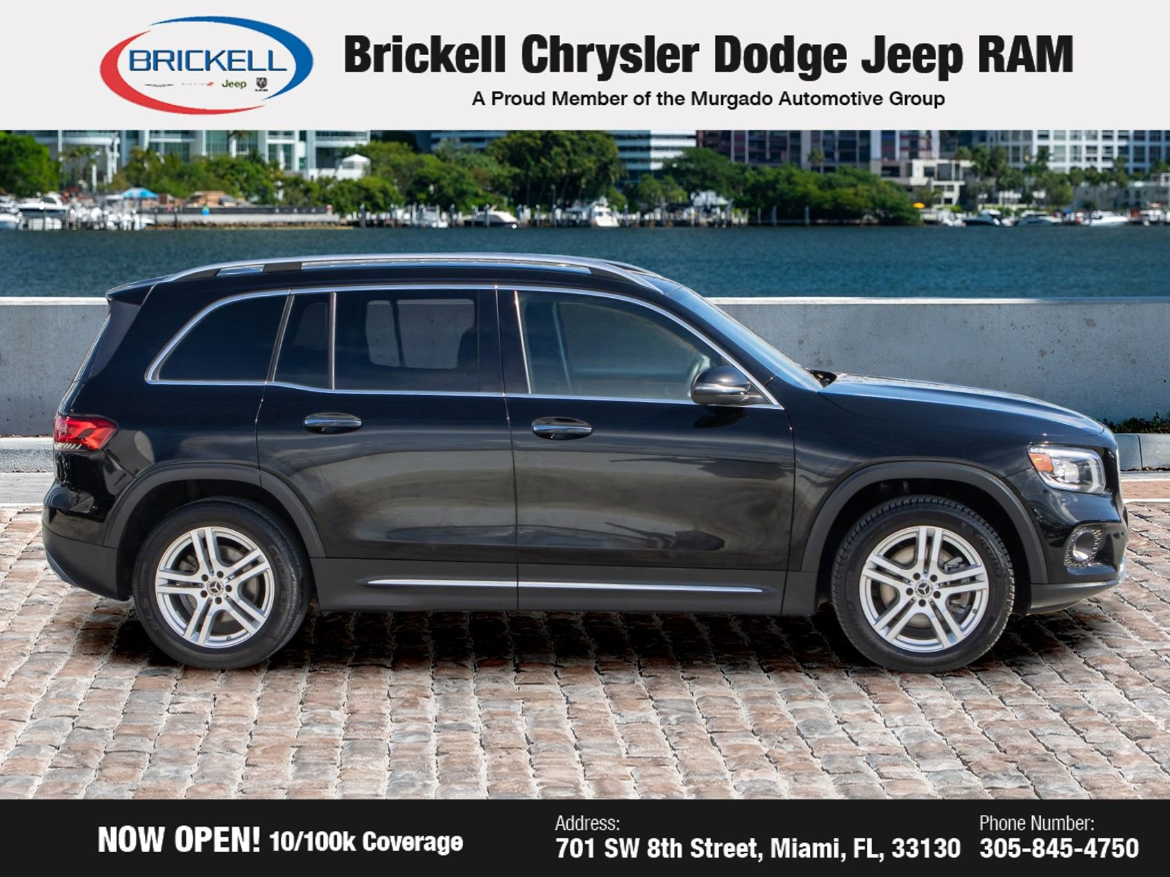 Used 2021 Mercedes-Benz GLB 250 4MATIC w/ Premium Package image 4