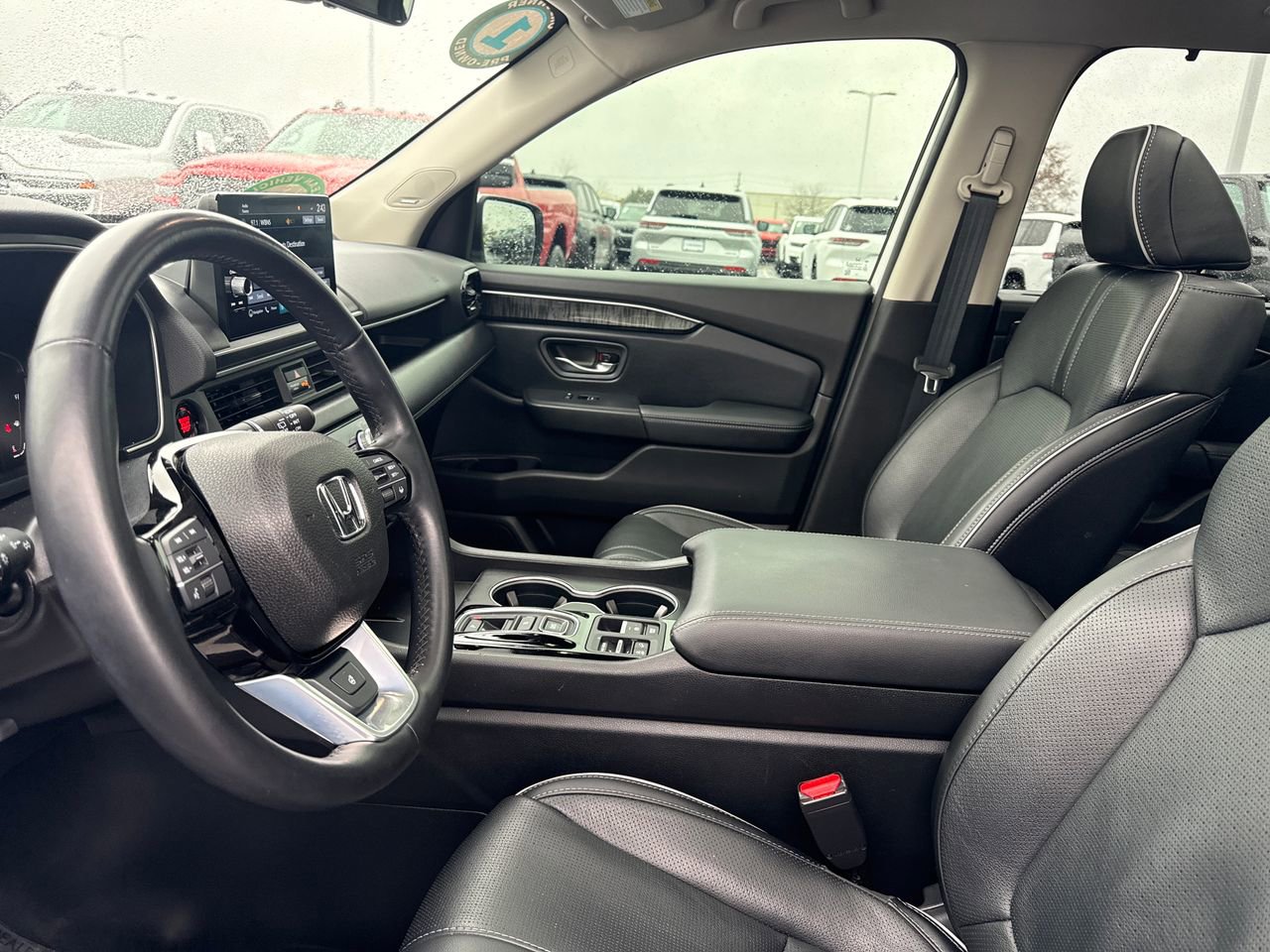Used 2023 Honda Pilot Elite image 14