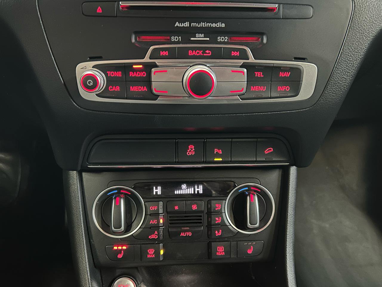 Used 2016 Audi Q3 2.0T Premium Plus w/ Technology Package image 16