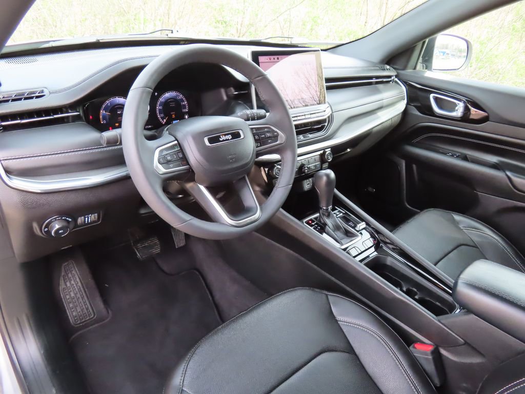 Used 2023 Jeep Compass High Altitude image 24