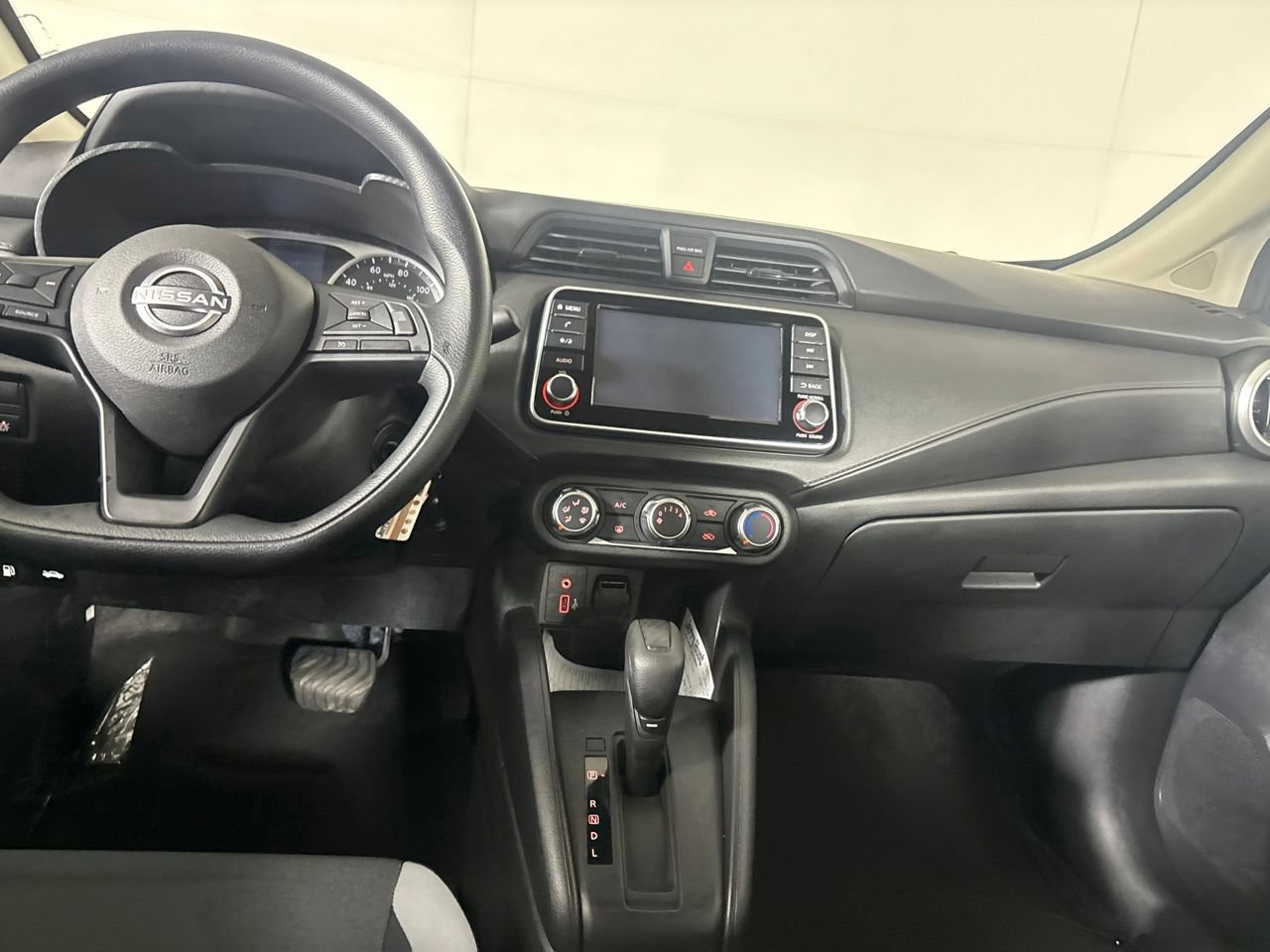 Used 2025 Nissan Versa S w/ Trunk Package FWD image 25