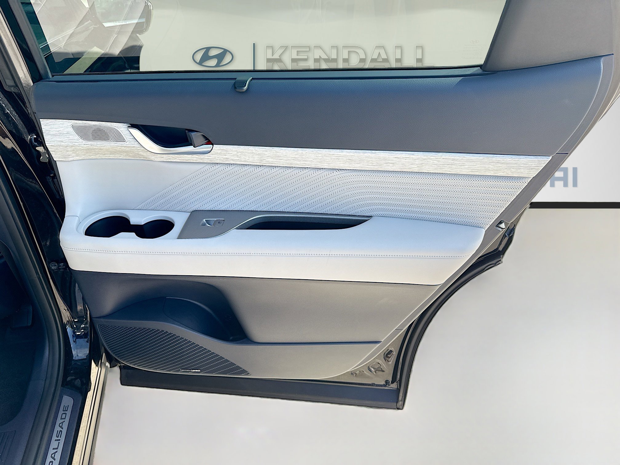 Used 2024 Hyundai Palisade Calligraphy image 28