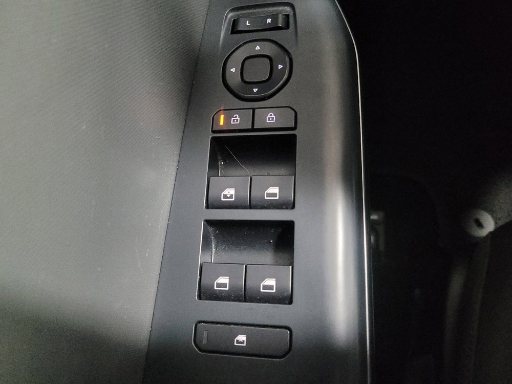 Used 2025 Kia K4 FWD image 27