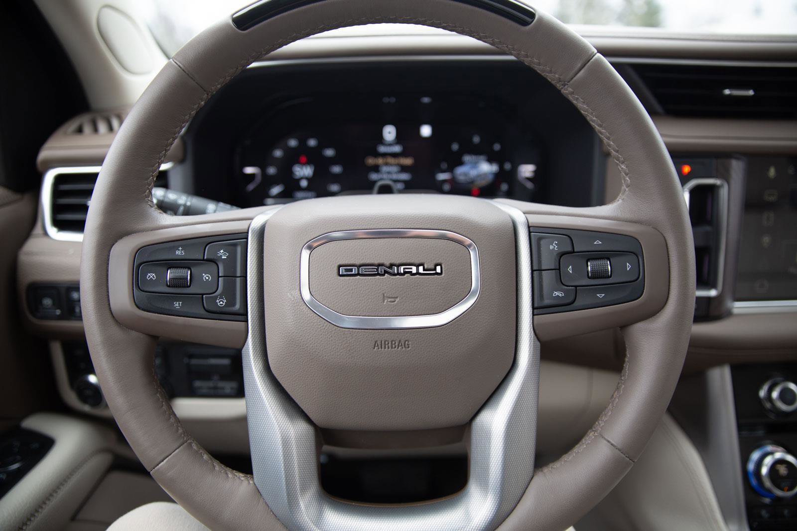 Certified 2024 GMC Yukon Denali w/ Denali Reserve Package image 12