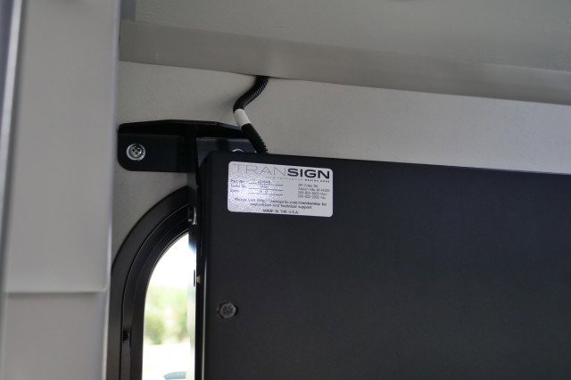 Used 2017 Ford F550 2WD Regular Cab Super Duty image 33