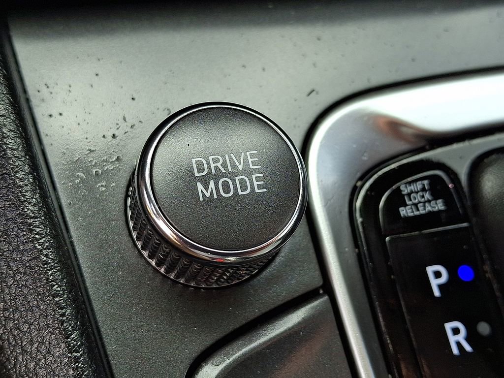 Certified 2023 Hyundai Kona SEL AWD/4WD image 28