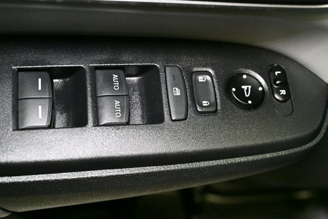 Used 2017 Honda CR-V Touring image 48