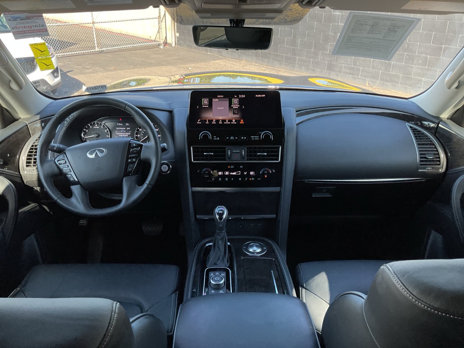Used 2023 INFINITI QX80 Luxe w/ Cargo Package RWD image 17