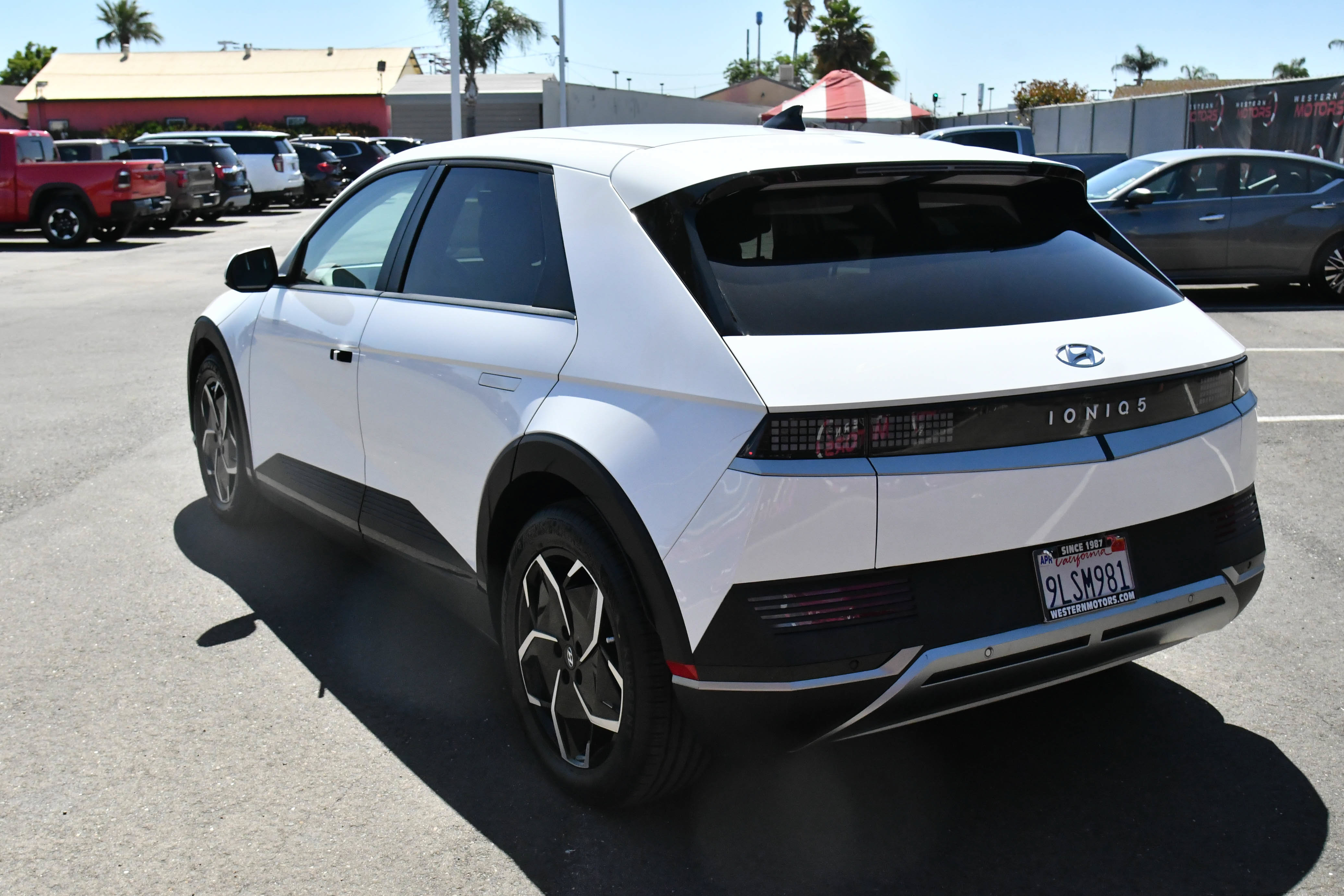 Used 2024 Hyundai Ioniq 5 SE RWD image 6