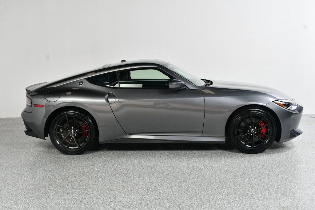 Used 2024 Nissan Z Performance w/ Floor Mat Package RWD image 3