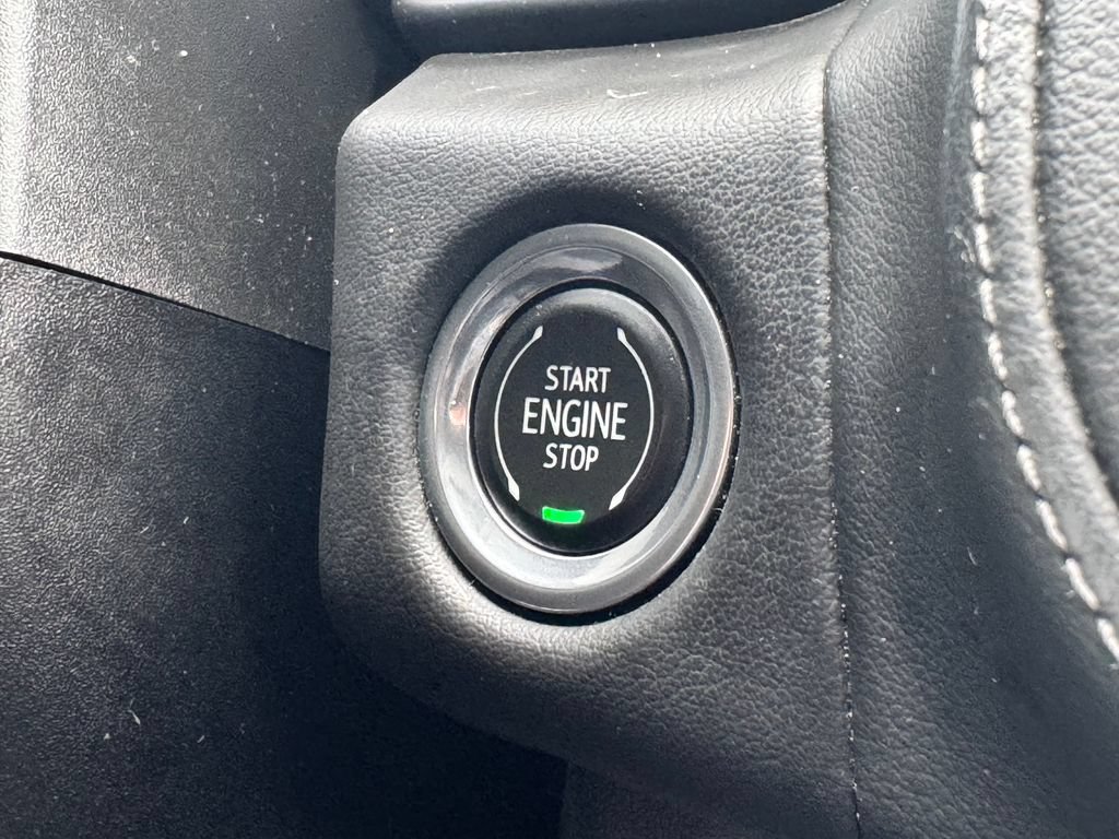 Used 2022 Chevrolet Tahoe LT AWD/4WD image 32
