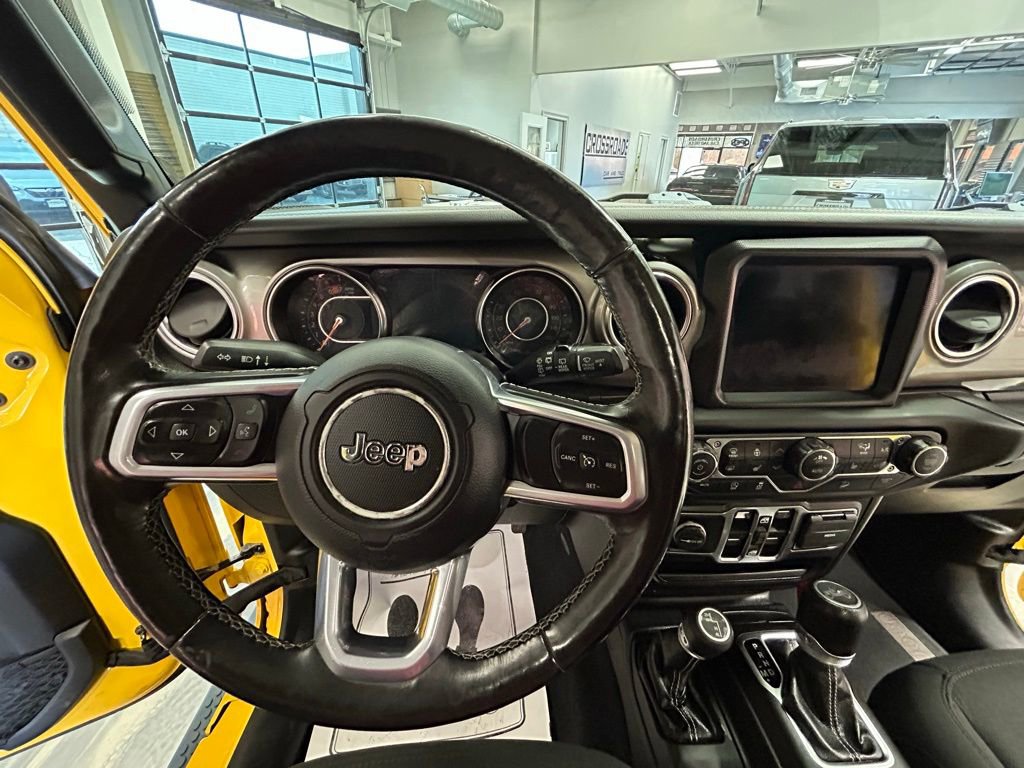 Used 2019 Jeep Wrangler Unlimited Sahara w/ Dual Top Group image 9