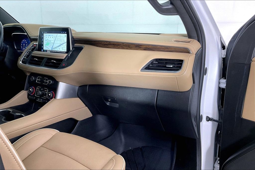 Used 2023 Chevrolet Tahoe Premier w/ Premium Package AWD/4WD image 22