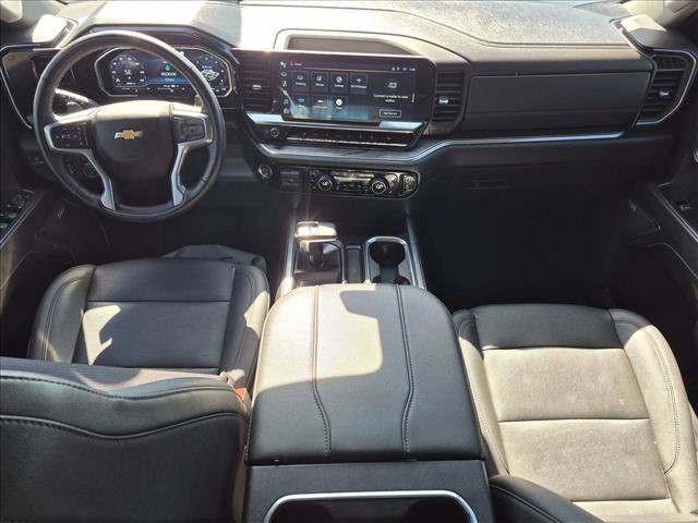 Used 2023 Chevrolet Silverado 1500 LTZ w/ LTZ Premium Package AWD/4WD image 18