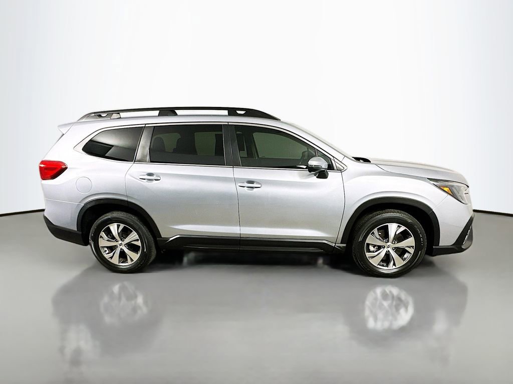 Used 2023 Subaru Ascent Premium w/ Convenience Package image 7