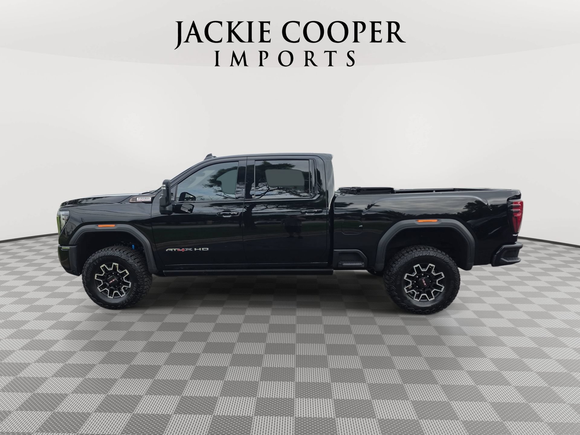 Used 2026 GMC Sierra 2500 AT4X AWD/4WD image 8