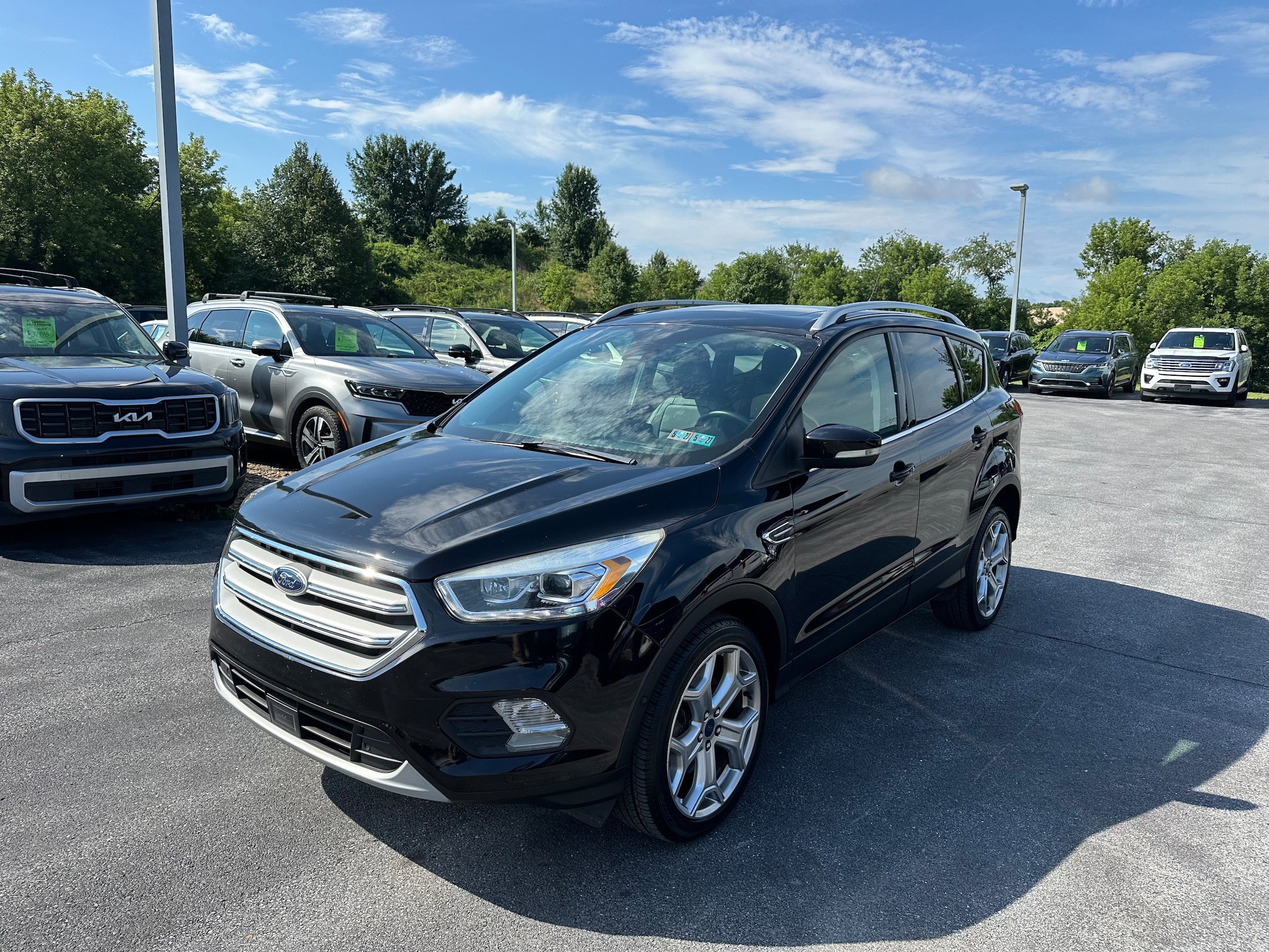 Used 2019 Ford Escape Titanium AWD/4WD video 1