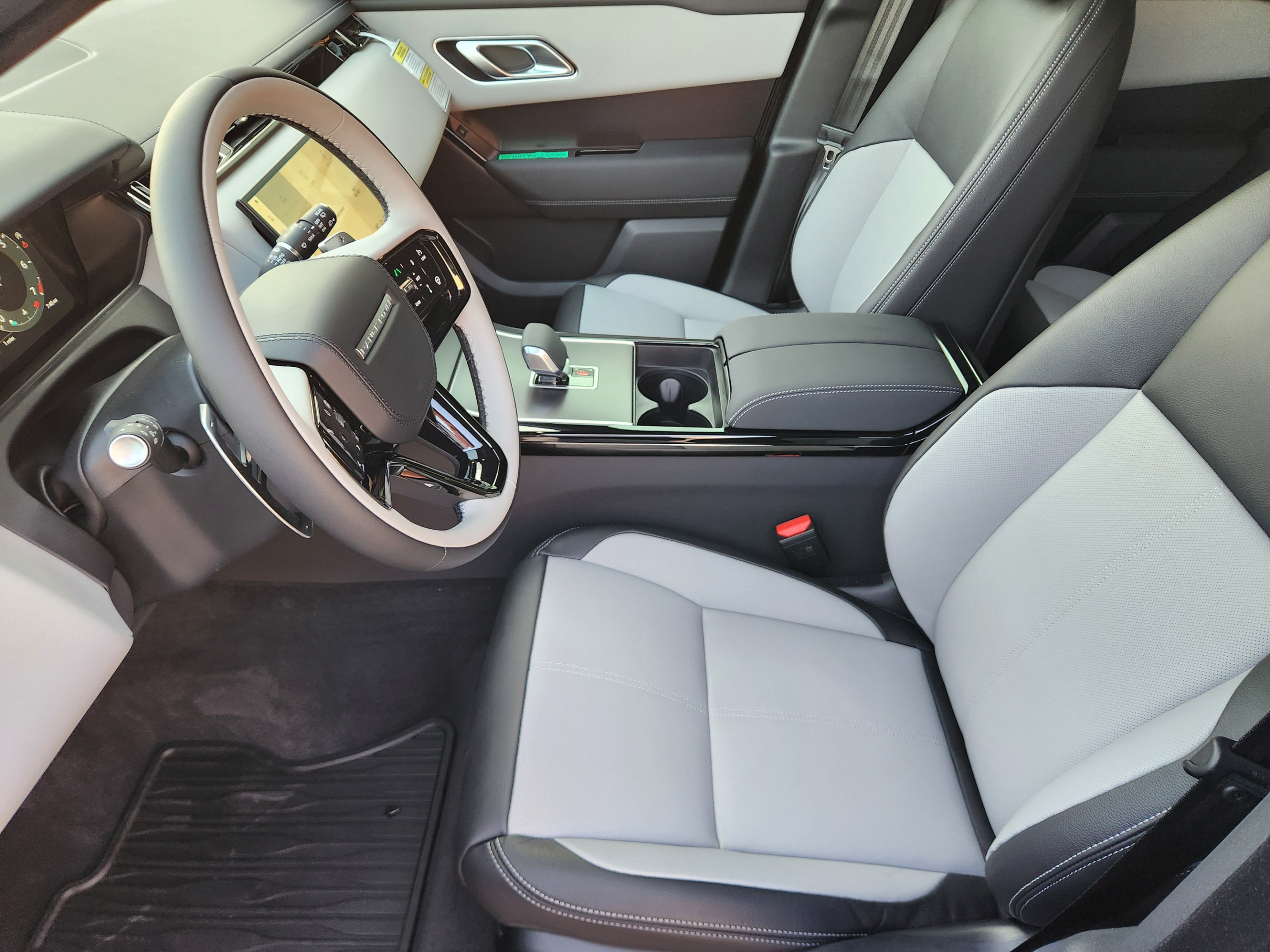 New 2026 Land Rover Range Rover Velar Belgravia AWD/4WD image 8