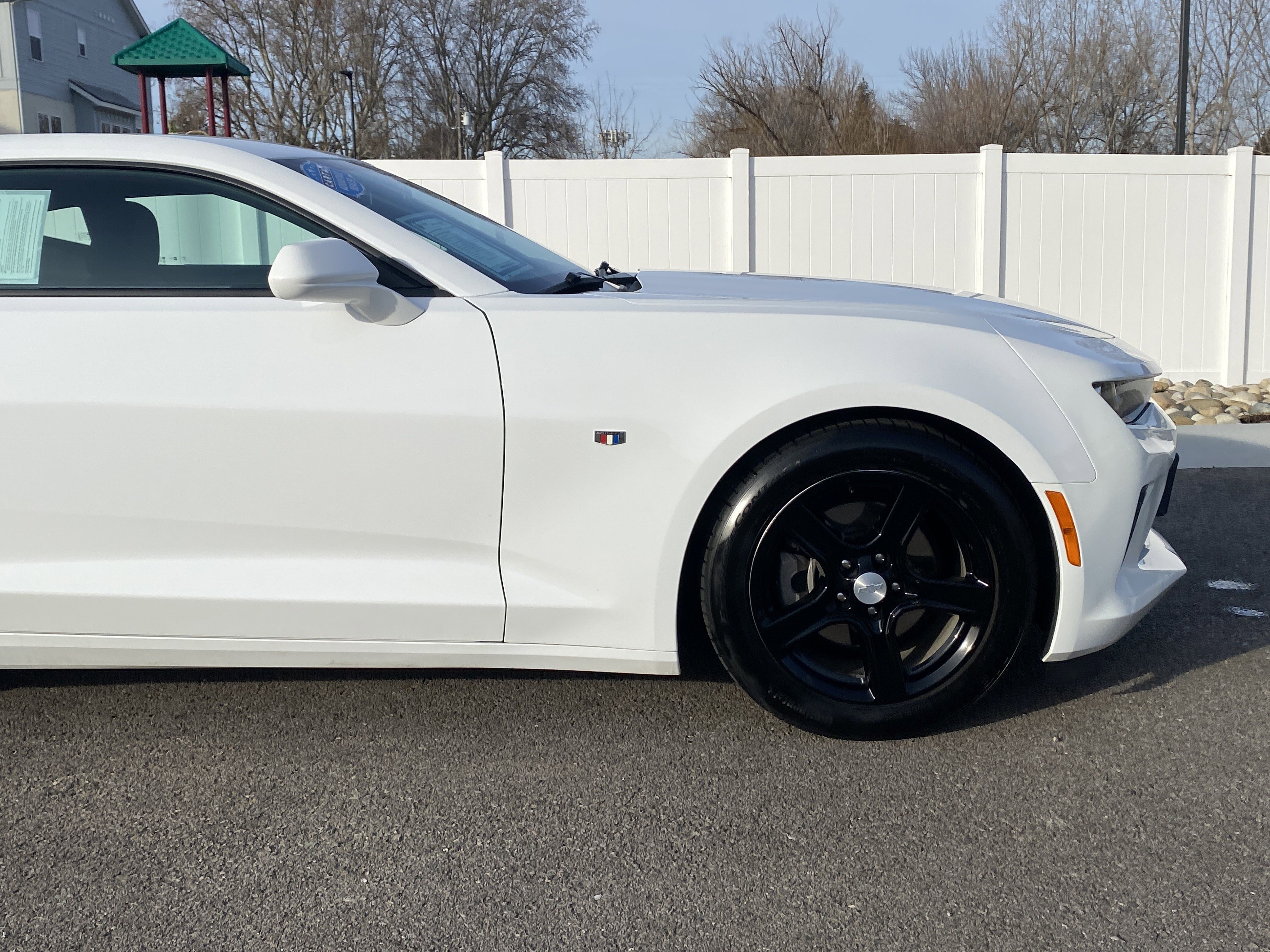 Used 2018 Chevrolet Camaro LT image 8
