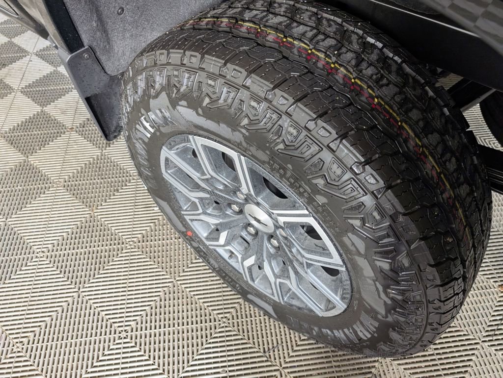 New 2026 Chevrolet Colorado Z71 w/ Technology Package image 12