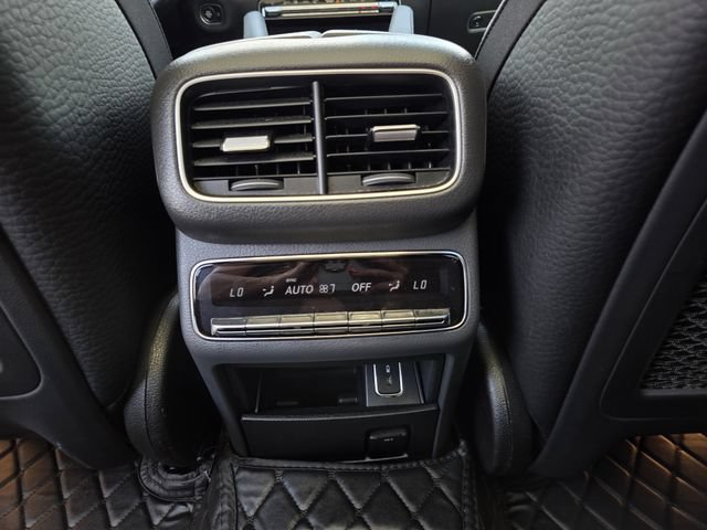 Used 2020 Mercedes-Benz GLE 450 4MATIC image 25